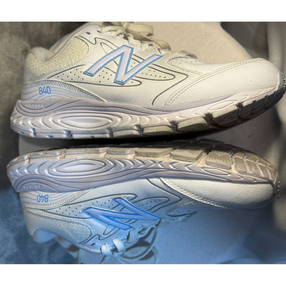 New Balance 840 V3 Walking Shoe White Blue Women's Size 10 sneaker athletic